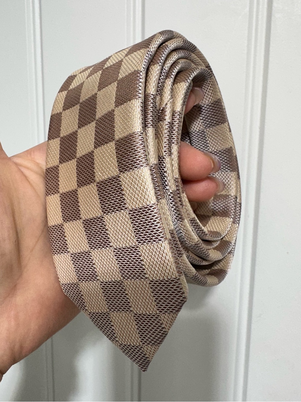 Kilburne & Finch Beige Tan Checkered Formalwear Necktie